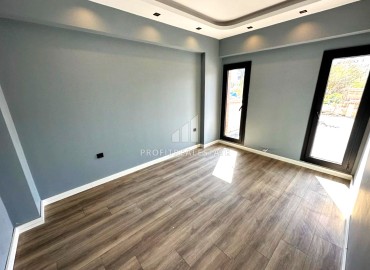 Трехкомнатная дуплекс - вилла в стиле «лофт», 120м², в комфортабельной новой резиденции в Арпачбахшиш, Эрдемли ID-15019 фото-10