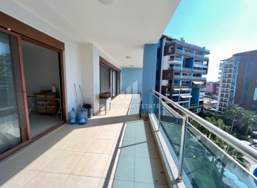Furnished apartment with three bedrooms and a separate kitchen, hotel-type residences, Cikcilli, Alanya, 180 m2 ID-11261 фото-7