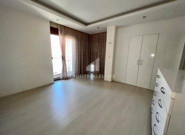 Furnished apartment with three bedrooms and a separate kitchen, hotel-type residences, Cikcilli, Alanya, 180 m2 ID-11261 фото-12