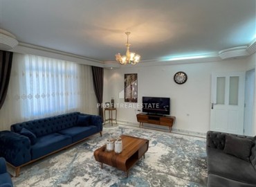 Elegant furnished apartment 2+1, 130m², with a separate kitchen and a glazed balcony, Mahmutlar, Alanya ID-15046 фото-1