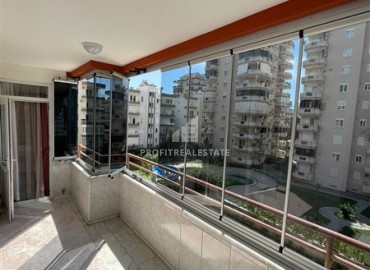 Элегантная меблированная квартира 2+1, 130м², с отдельной кухней и застекленным балконом, Махмутлар, Аланья ID-15046 фото-2
