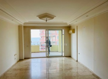Просторная трехкомнатная квартира, 125м², в 150м от моря, на центральной улице Махмутлара, Алания ID-15051 фото-5