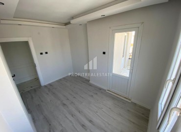 Three bedroom apartment with separate kitchen, 149m², in the center of Mezitli, 500m from the sea ID-15058 фото-13