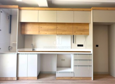 Двухкомнатная квартира, 55м², с чистовой отделкой в малоквартирной резиденции в Мезитли, Мерсин ID-15071 фото-7