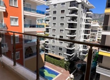 Меблированные трехкомнатные апартаменты, 110м², в 150м от моря, на центральной улице Махмутлара, Алания ID-15122 фото-8
