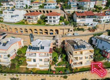 Меблированные апартаменты 2+1, с роскошными панорамными видами, Бекташ, Аланья, 110 м2 ID-15125 фото-1