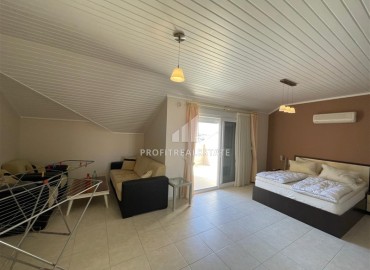 Spacious furnished penthouse 230m², with four bedrooms, at an attractive price, Oba, Alanya ID-15142 фото-14