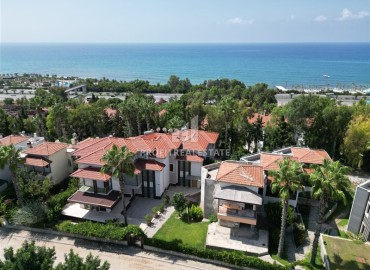 Villa 4+2, 250m², in a cozy cottage residence with a swimming pool, 200m from the sea in the Turkler area of Alanya. ID-15143 фото-1
