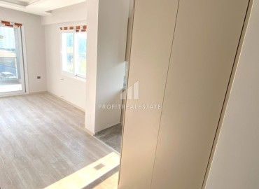 One bedroom apartment, 60m², in a residence at the final stage of construction in the Tomyuk area, Mersin ID-15156 фото-3