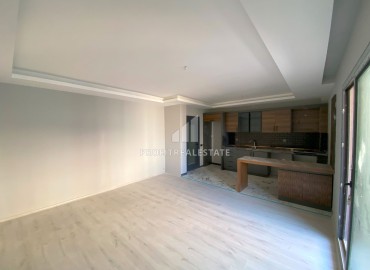 Стильная квартира с двумя спальнями, 110м², в новом комплексе с бассейном в районе Томюк, Мерсин ID-15158 фото-3