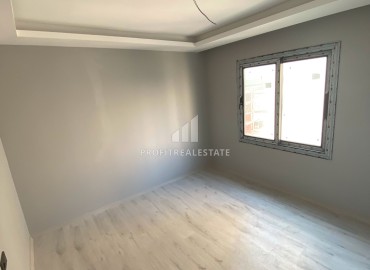 Stylish two bedroom apartment, 110m², in a new residence with a swimming pool in the Tomyuk area, Mersin ID-15158 фото-7