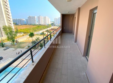 Stylish two bedroom apartment, 110m², in a new residence with a swimming pool in the Tomyuk area, Mersin ID-15158 фото-14