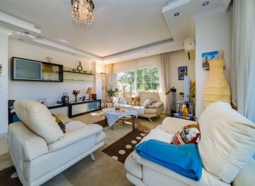 Furnished three bedroom penthouse 195m² with sea views at an attractive price in the center of Alanya ID-15176 фото-3