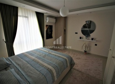 Ready-to-move-in elegant furnished one-bedroom apartment 75m², 350 meters from the sea, Mahmutlar, Alanya ID-15247 фото-4