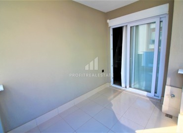 Ready-to-move-in elegant furnished one-bedroom apartment 75m², 350 meters from the sea, Mahmutlar, Alanya ID-15247 фото-16