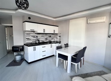 One bedroom apartment with furniture and appliances, in the historical heart of Alanya - Kale, 50 m2 ID-15278 фото-4