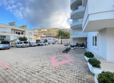 Furnished two bedroom apartment 115 m2, with jacuzzi, sea view, 300 meters from the beach, in the center of Alanya ID-12894 фото-16