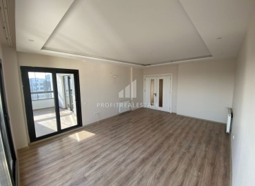 Газифицированная квартира 4+1, 175м², с отдельной кухней в новой резиденции в микрорайоне Акдениз, Мерсин ID-15284 фото-5