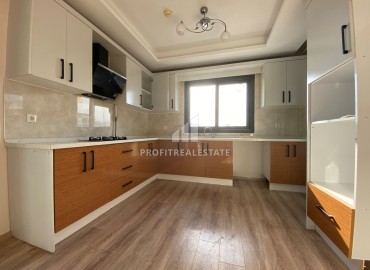Gasified apartment 4+1, 175m², with a separate kitchen in a new residence in the Akdeniz microdistrict, Mersin ID-15284 фото-6