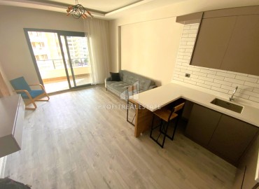 Двухкомнатные апартаменты, 55м², с мебелью, в новом комплексе в Арпачбахшиш, Эрдемли, в 200м от моря ID-15287 фото-4