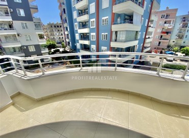 Светлые меблированные трехкомнатные апартаменты 115м², в 200 метрах от пляжа, в центре Тосмура, Аланья ID-15299 фото-6