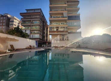 Inexpensive two bedroom apartment, with separate kitchen and furniture, 200 meters from the beach, Mahmutlar, Alanya 113 m2 ID-15300 фото-1