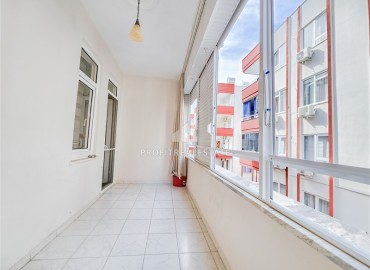 Urgent sale! Inexpensive two bedroom furnished apartment 100 m², 200 meters from the sea, Mahmutlar, Alanya ID-15310 фото-6