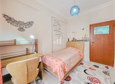 Urgent sale! Inexpensive two bedroom furnished apartment 100 m², 200 meters from the sea, Mahmutlar, Alanya ID-15310 фото-8