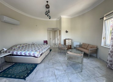 Furnished villa 3+1, 225m², with private pool and excellent views in Alanya - Kargicak ID-15356 фото-14