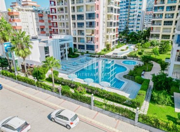 Stylish and spacious 2+1 apartment, just 300 meters from the sea, Mahmutlar, Alanya, 130 m2 ID-15364 фото-1