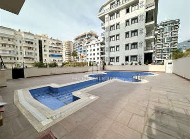 Elegant, ready to move in one bedroom apartment 70m², 450 meters from the sea, Mahmutlar, Alanya ID-15366 фото-11