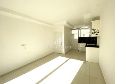 Bright two bedroom apartment 90 m², unfurnished, 200 meters from the sea, in the very center of Alanya ID-15385 фото-5