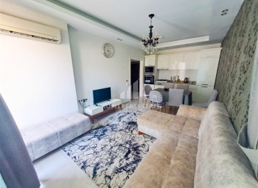 Furnished one bedroom apartment in an elite residence Mahmutlar, Alanya, 55 m2 ID-15386 фото-3