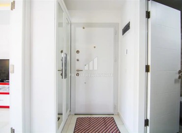 Stylish one bedroom apartment in a prestigious residential residence Mahmutlar, Alanya, 60 m2 ID-15388 фото-17