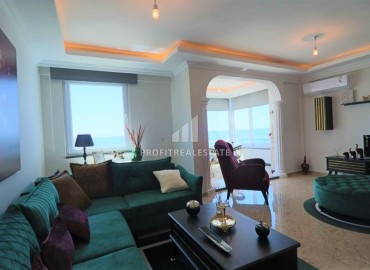 View two bedroom apartment 90 m², on the first coastline with a glazed balcony, Mahmutlar, Alanya ID-15410 фото-8