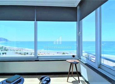 View two bedroom apartment 90 m², on the first coastline with a glazed balcony, Mahmutlar, Alanya ID-15410 фото-12