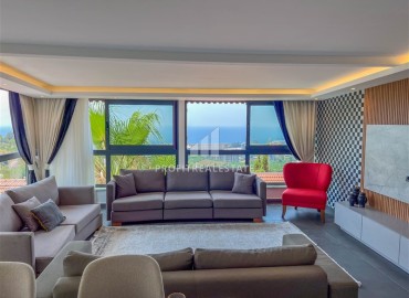 Three-storey villa with a designer interior and stunning panoramic views, 400 meters from the sea, Kargicak, Alanya, 160 m2 ID-15417 фото-3