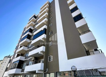 Видовая меблированная двухкомнатная квартира, 60м², в комфортабельном комплексе в Мерсине, Тедже ID-15432 фото-2