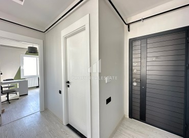 Видовая меблированная двухкомнатная квартира, 60м², в комфортабельном комплексе в Мерсине, Тедже ID-15432 фото-3