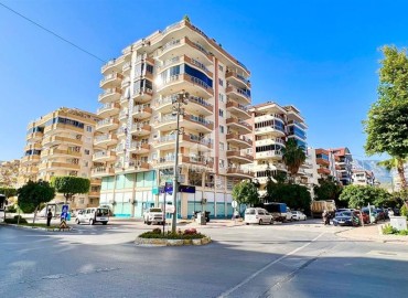 Two bedroom apartment with furniture and appliances, 50 meters from the sea, Mahmutlar, Alanya, 115 m2 ID-15452 фото-1