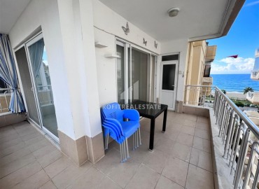 Furnished two bedroom apartment on the first coastline, Mahmutlar, Alanya, 125 m2 ID-15457 фото-9
