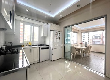 Газифицированные апартаменты 4+1, 155м², с отдельной кухней в резиденции с бассейном в районе Мезитли, Мерсин ID-15458 фото-4