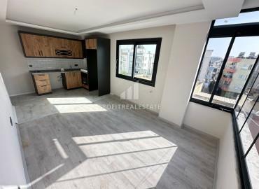 Трехкомнатная квартира, 90м², в новом доме городского типа в центре района Енишехир, Мерсин ID-15476 фото-3
