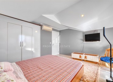 Spacious three bedroom duplex in a well-kept and green residence in Oba district, Alanya, 190 m2 ID-15497 фото-8
