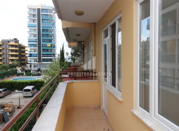 Two bedroom apartment, with separate kitchen, 50 meters from the sea, Mahmutlar, Alanya, 110 m2 ID-15498 фото-11