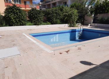Two bedroom apartment, with separate kitchen, 50 meters from the sea, Mahmutlar, Alanya, 110 m2 ID-15498 фото-19