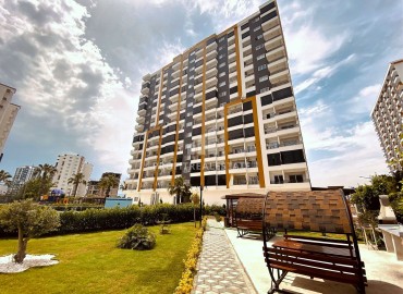 Comfortable two bedroom apartment, 110m², in a premium residence in the Tomyuk area, Erdemli ID-15499 фото-1