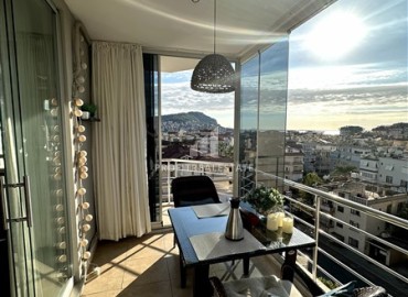 Furnished two bedroom apartment, 120m² with views of the Alanya Fortress, in the center of Alanya, 150m from the sea ID-15503 фото-13