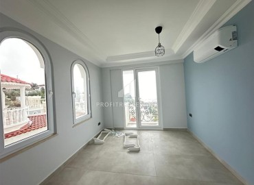 Трехэтажная вилла в классическом стиле, 4+1, 250м², с панорамным видом на Средиземное море, Джикджилли, Аланья ID-15511 фото-12