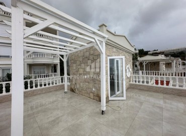 Трехэтажная вилла в классическом стиле, 4+1, 250м², с панорамным видом на Средиземное море, Джикджилли, Аланья ID-15511 фото-20